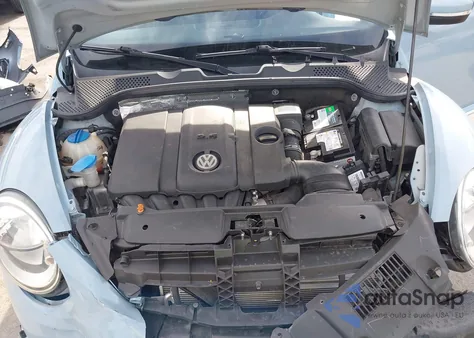 2012 Volkswagen Beetle 2.5L z USA, uszkodzony, nr VIN 3VWJP7AT2CM601071